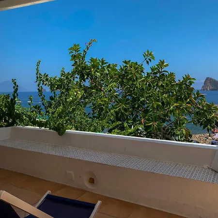 Nonna Pasqualina Affittacamere Panarea