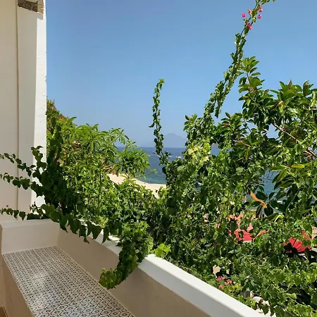 Nonna Pasqualina Affittacamere Panarea