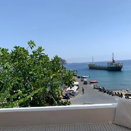 Nonna Pasqualina Affittacamere Panarea